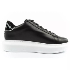 Karl Lagerfeld Kapri W KL62524T0 00 Batai